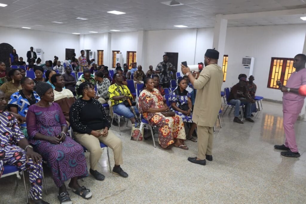 es giving sensitization on hepatitis