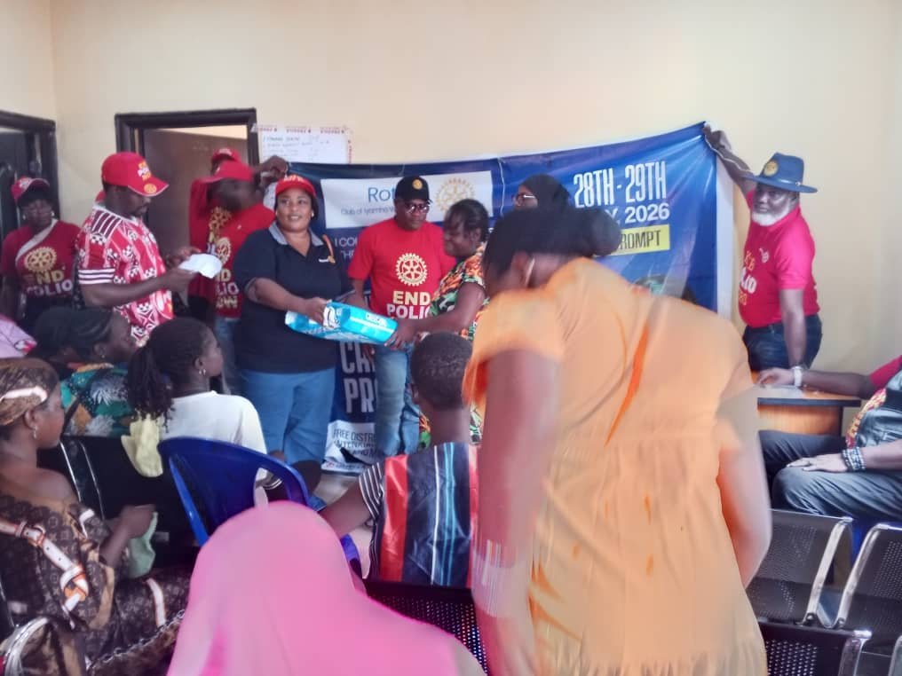 Rotary Club Supports Pregnant Women and New Mothers at Afuze Referral Medical Centre, Owan East rotary owan east mothers