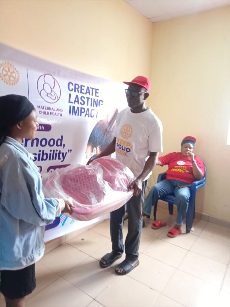 Rotary Club Supports Pregnant Women in Two Etsako West Communities rotary baby bath