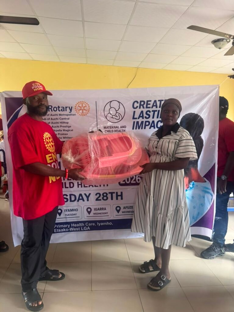 Rotary Club Supports Pregnant Women in Two Etsako West Communities rotary gifts
